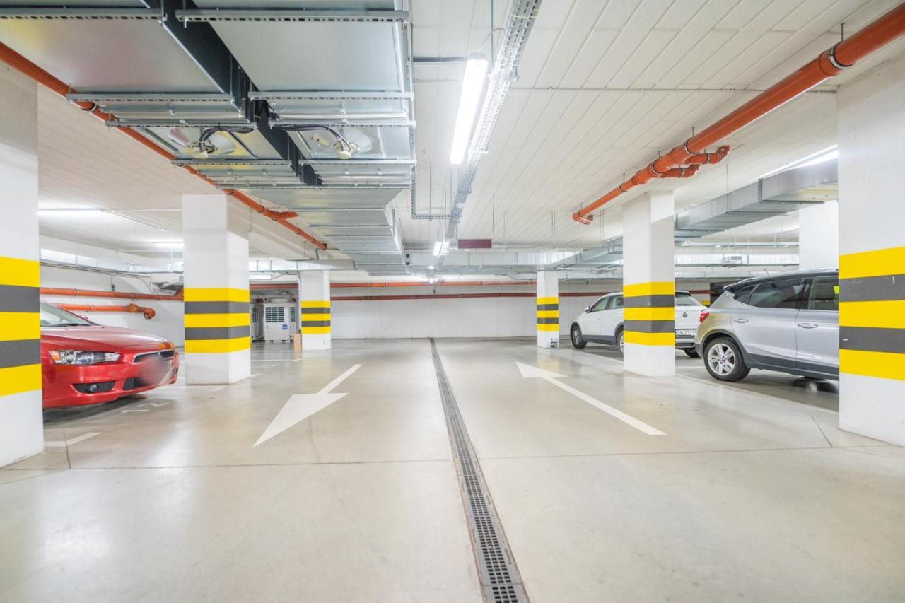 Krucza Apartment ~ Self Check-In 24H ~ Parking And Lift ヴロツワフ エクステリア 写真